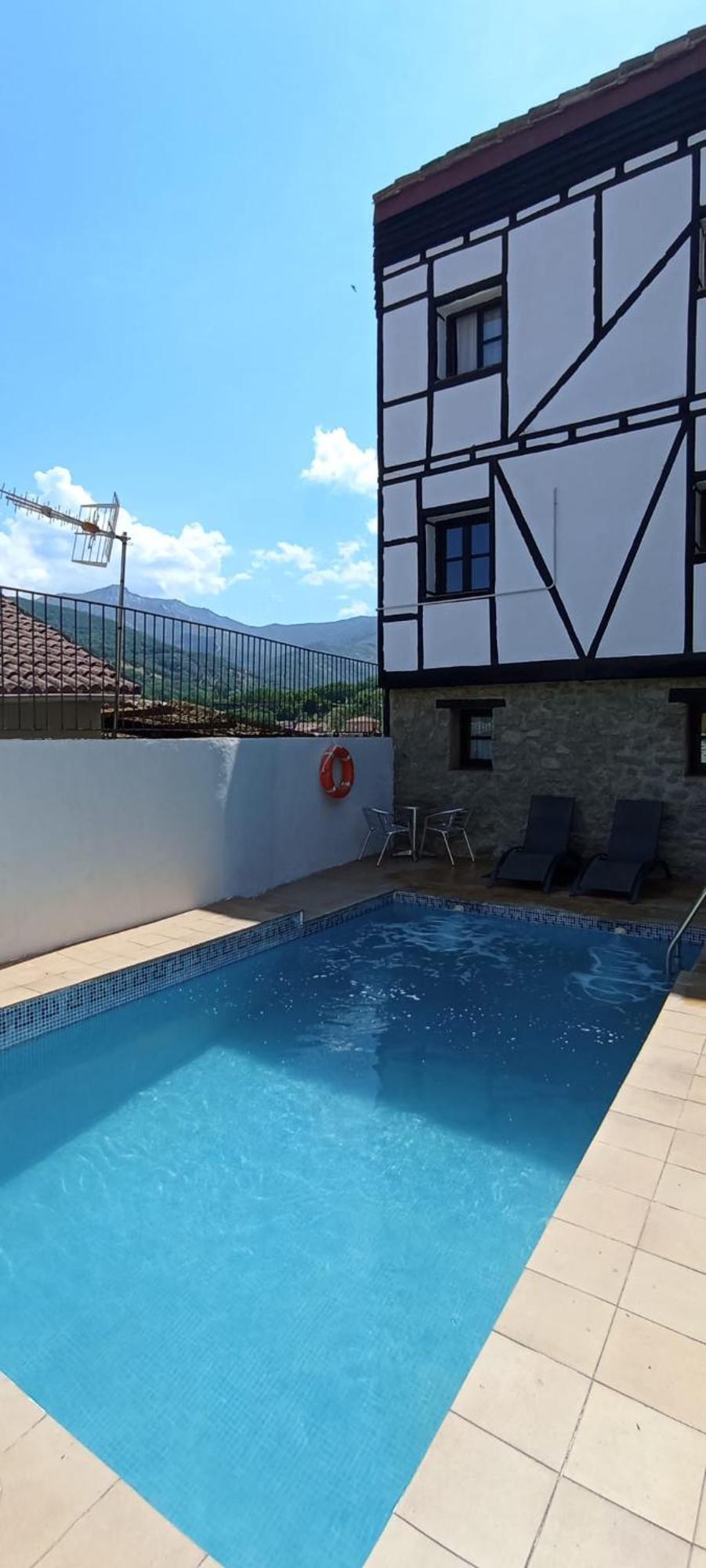 Apartamentos La Iguana Hervás Exterior foto